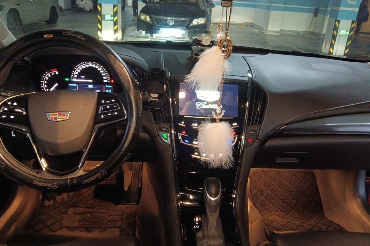 Used Cadillac ATS-L 2017 28T Tech Edition Center Console