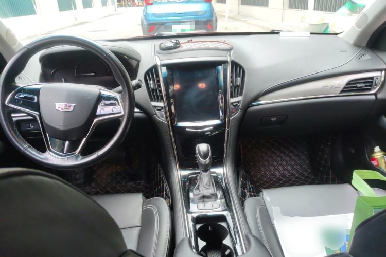 Used Cadillac ATS-L 2017 28T Fashion Edition Center Console