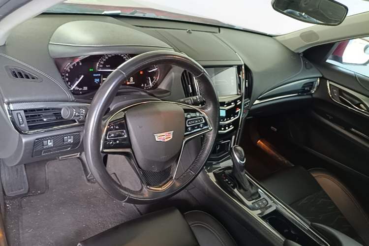 Used Cadillac ATS-L 2017 28T Tech Edition Center Console