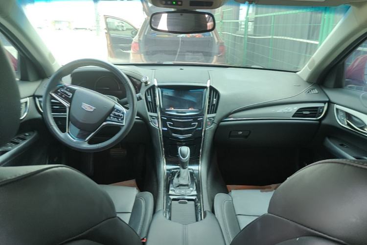 Used Cadillac ATS-L 2017 28T Fashion Edition Center Console