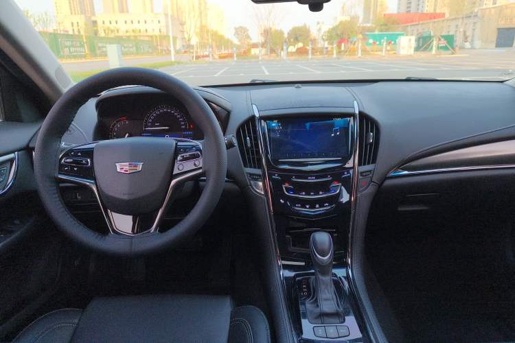 Used Cadillac ATS-L 2017 28T Tech Edition Center Console