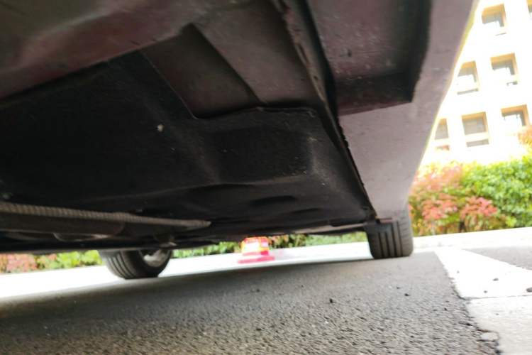 Used Cadillac ATS-L 2017 28T Fashion Edition Chassis Front Left