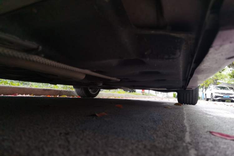Used Cadillac ATS-L 2017 28T Fashion Edition Chassis Front Left