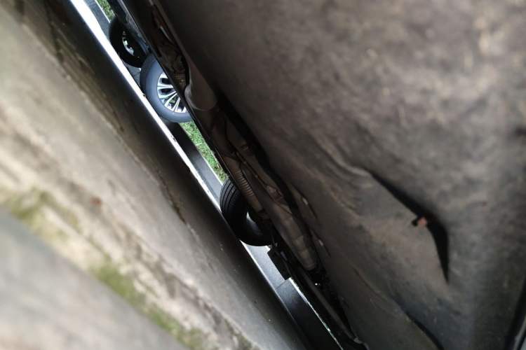 Used Cadillac ATS-L 2017 28T Fashion Edition Chassis Front Left