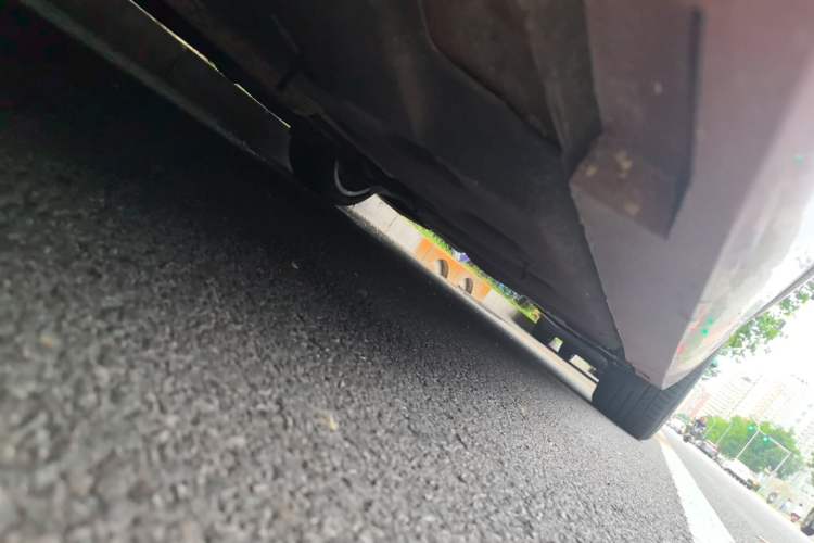 Used Cadillac ATS-L 2017 28T Fashion Edition Chassis Front Left