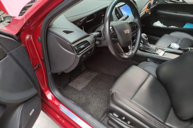 Used Cadillac ATS-L 2017 28T Fashion Edition Driver Seat