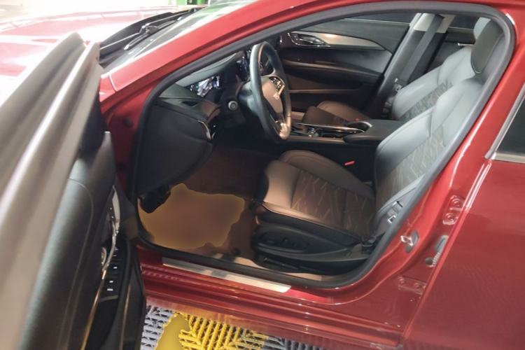 Used Cadillac ATS-L 2017 28T Tech Edition Driver Seat