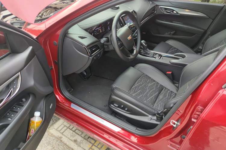 Used Cadillac ATS-L 2017 28T Tech Edition Driver Seat