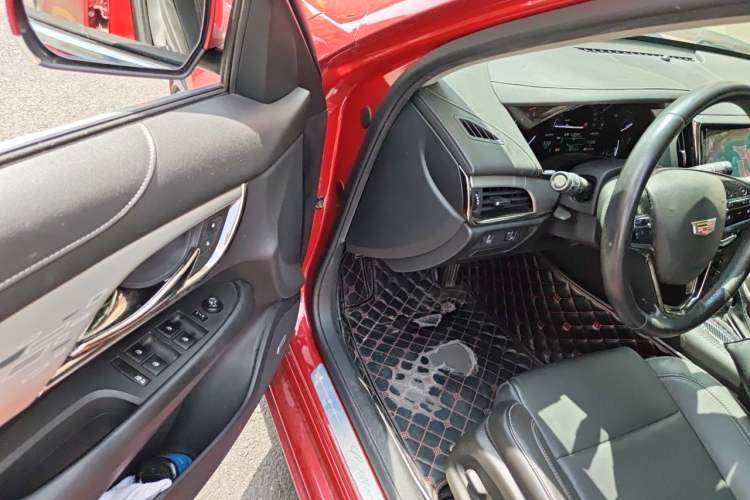 Used Cadillac ATS-L 2017 28T Fashion Edition Driver Seat