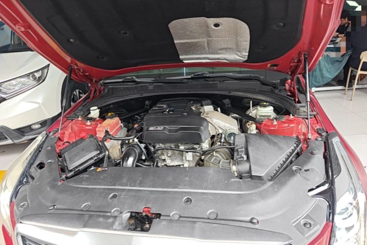 Used Cadillac ATS-L 2017 28T Tech Edition Engine Bay