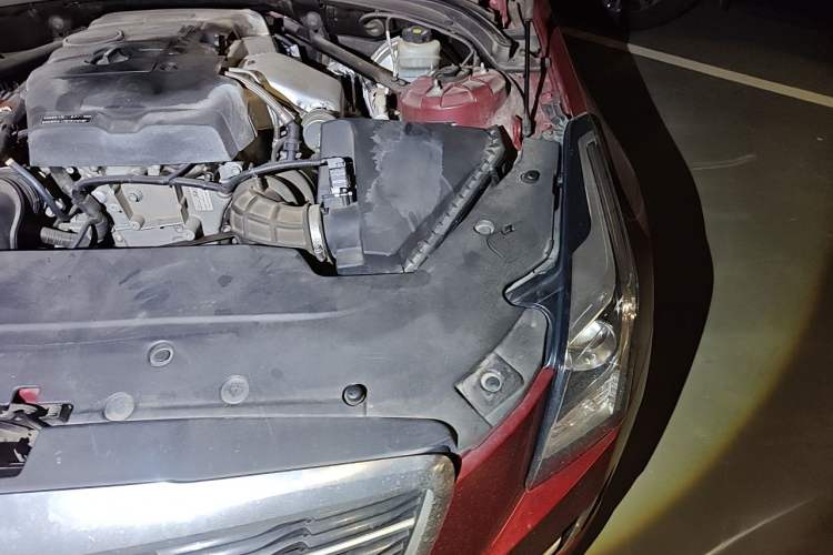 Used Cadillac ATS-L 2017 28T Tech Edition Engine Bay Left