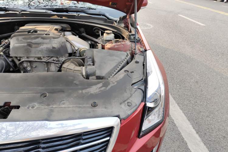 Used Cadillac ATS-L 2017 28T Tech Edition Engine Bay Left