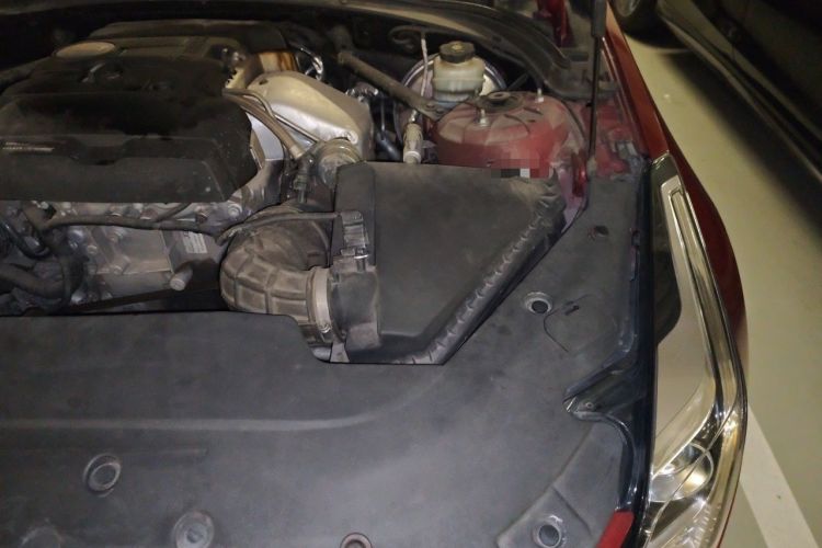 Used Cadillac ATS-L 2017 28T Fashion Edition Engine Bay Left