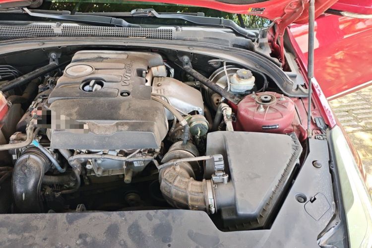 Used Cadillac ATS-L 2017 28T Fashion Edition Engine Bay Left