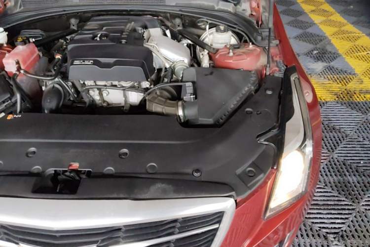 Used Cadillac ATS-L 2017 28T Tech Edition Engine Bay Left