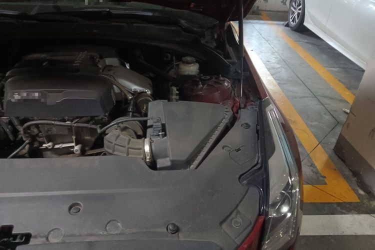 Used Cadillac ATS-L 2017 28T Tech Edition Engine Bay Left