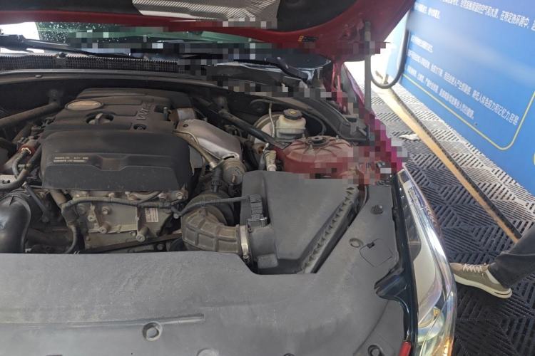 Used Cadillac ATS-L 2017 28T Tech Edition Engine Bay Left