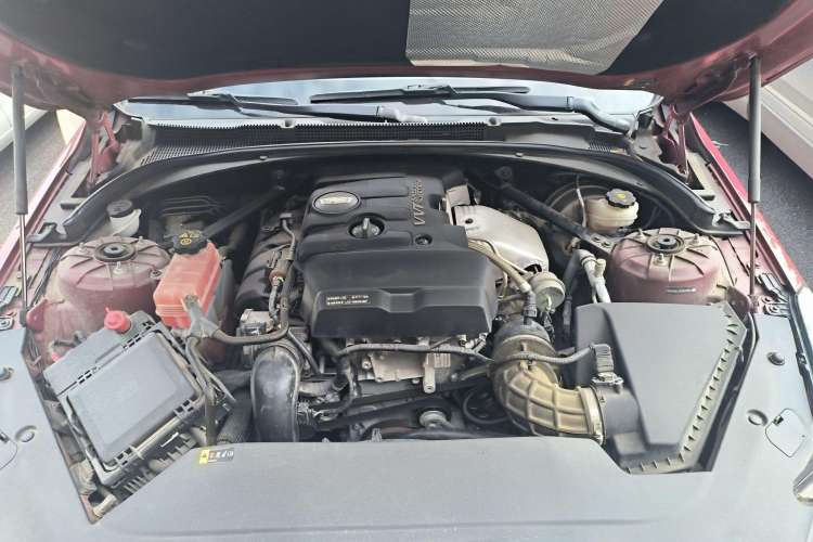 Used Cadillac ATS-L 2017 28T Tech Edition Engine Bay