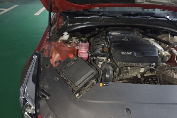 Used Cadillac ATS-L 2017 28T Tech Edition Engine Bay Right