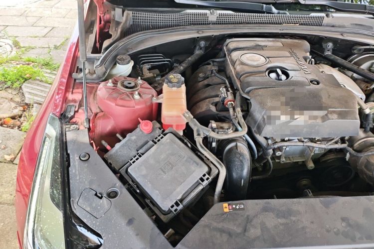Used Cadillac ATS-L 2017 28T Fashion Edition Engine Bay Right