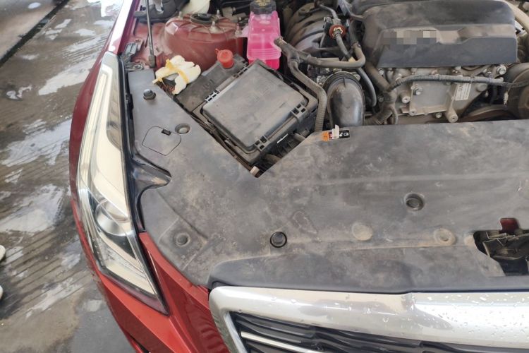 Used Cadillac ATS-L 2017 28T Fashion Edition Engine Bay Right