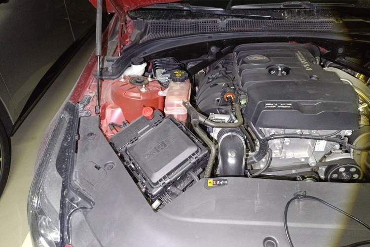 Used Cadillac ATS-L 2017 28T Fashion Edition Engine Bay Right