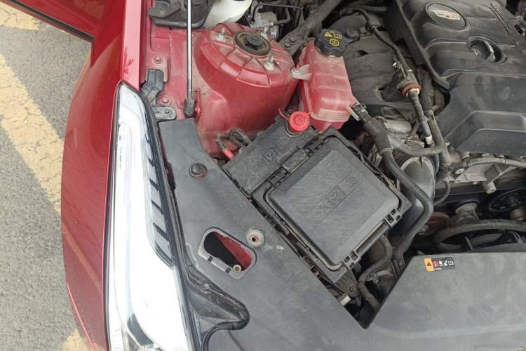 Used Cadillac ATS-L 2017 28T Fashion Edition Engine Bay Right