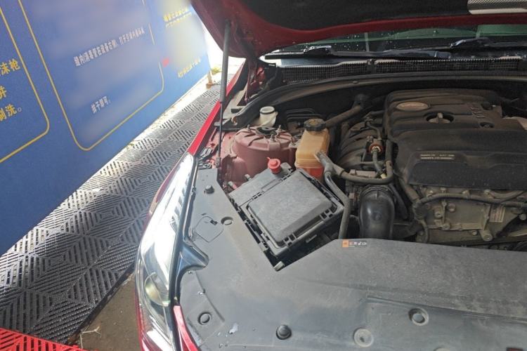 Used Cadillac ATS-L 2017 28T Tech Edition Engine Bay Right