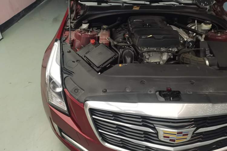 Used Cadillac ATS-L 2017 28T Tech Edition Engine Bay Right