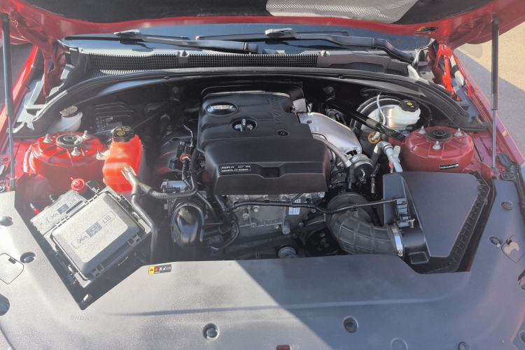 Used Cadillac ATS-L 2017 28T Tech Edition Engine Bay