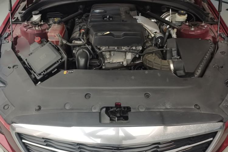 Used Cadillac ATS-L 2017 28T Tech Edition Engine Bay