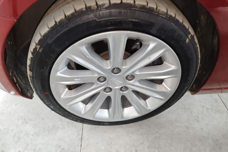 Used Cadillac ATS-L 2017 28T Tech Edition Exterior 4