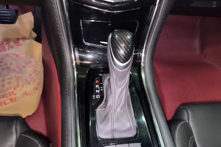 Used Cadillac ATS-L 2017 28T Fashion Edition Gear Lever