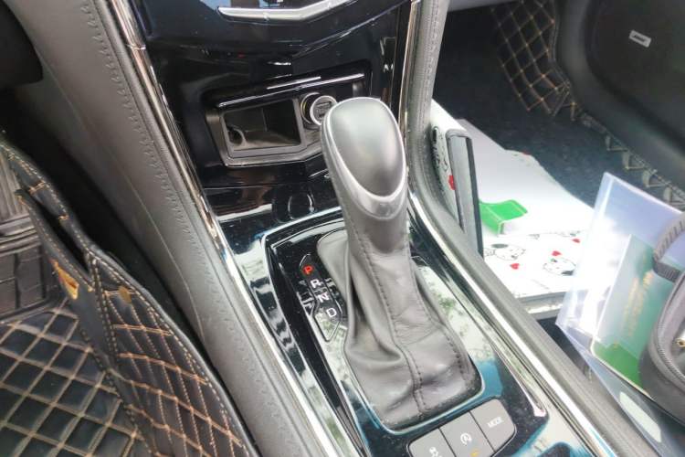 Used Cadillac ATS-L 2017 28T Tech Edition Gear Lever