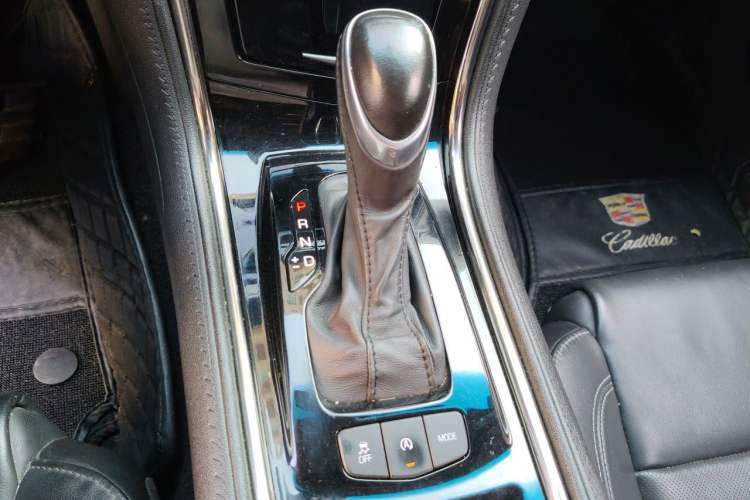 Used Cadillac ATS-L 2017 28T Fashion Edition Gear Lever