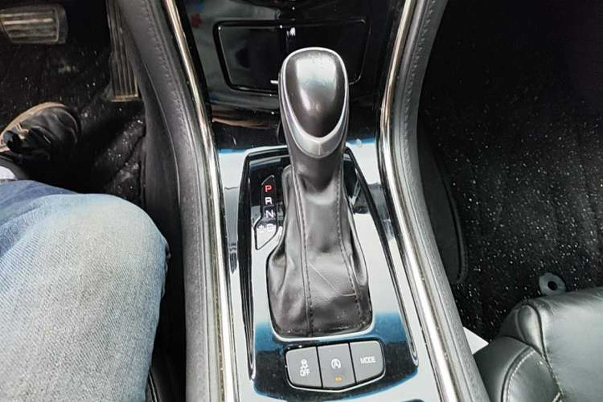 Used Cadillac ATS-L 2017 28T Fashion Edition Gear Lever