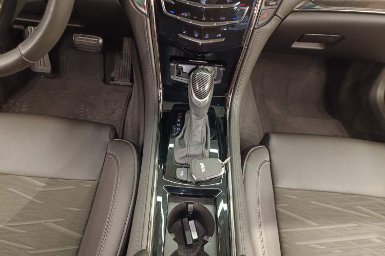 Used Cadillac ATS-L 2017 28T Tech Edition Gear Lever