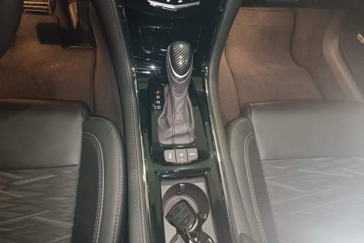 Used Cadillac ATS-L 2017 28T Tech Edition Gear Lever