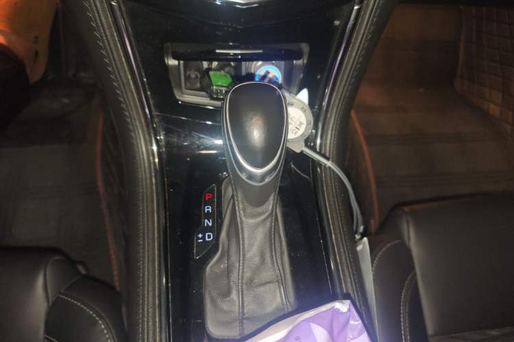 Used Cadillac ATS-L 2017 28T Tech Edition Gear Lever
