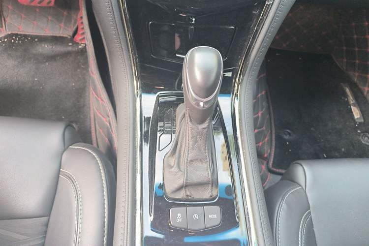 Used Cadillac ATS-L 2017 28T Tech Edition Gear Lever