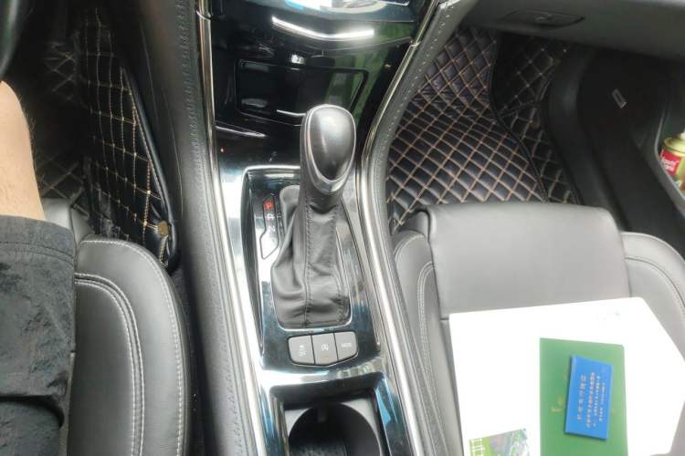 Used Cadillac ATS-L 2017 28T Fashion Edition Gear Lever