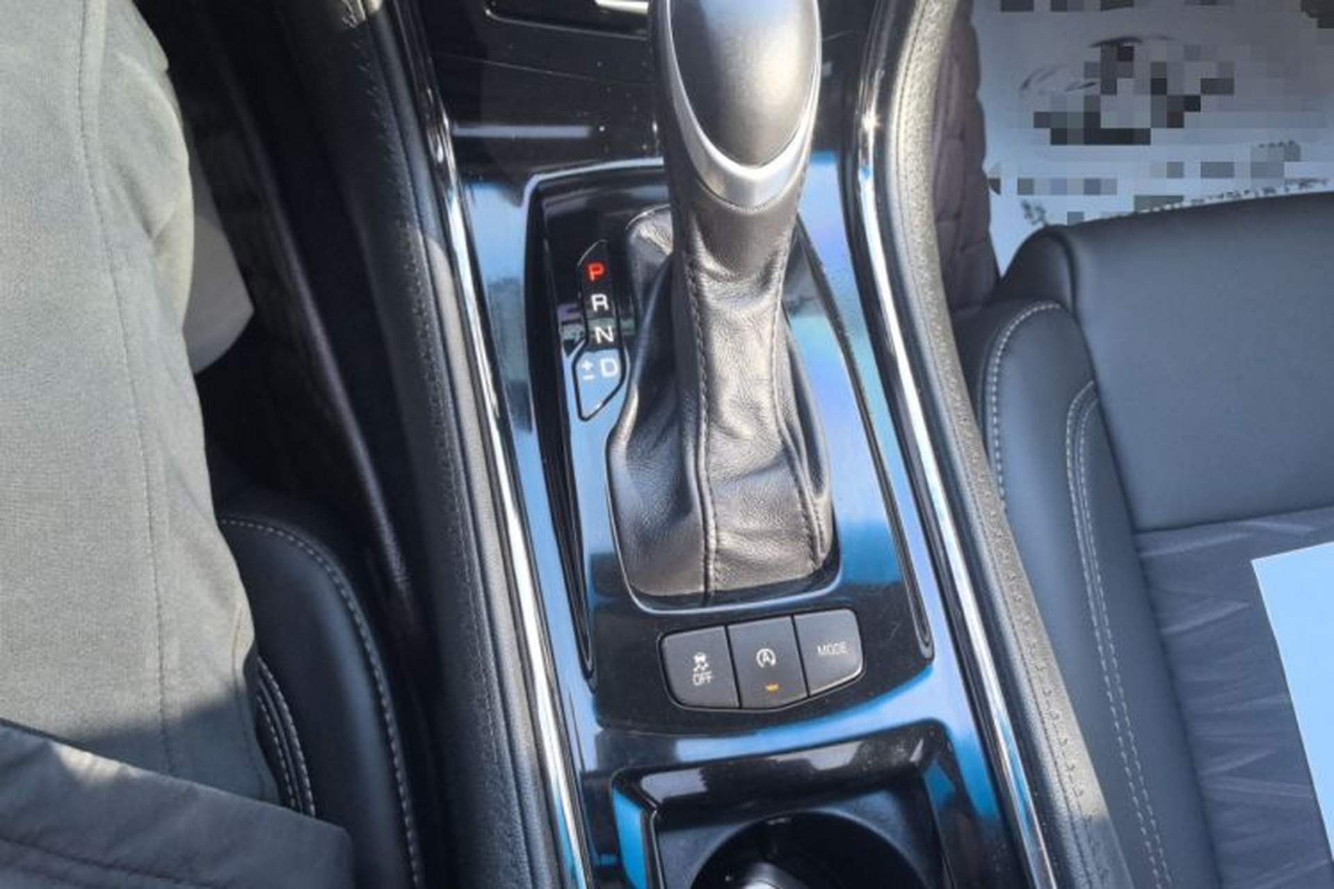 Used Cadillac ATS-L 2017 28T Tech Edition Gear Lever