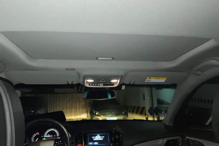 Used Cadillac ATS-L 2017 28T Fashion Edition Headliner