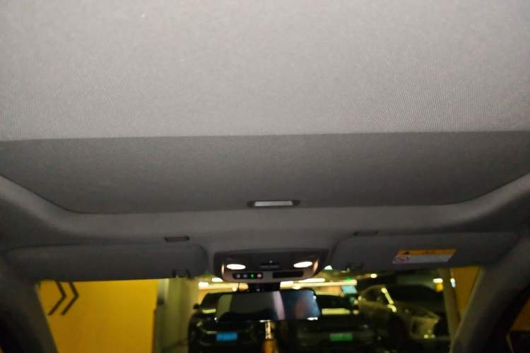 Used Cadillac ATS-L 2017 28T Fashion Edition Headliner