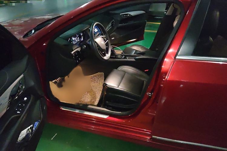 Used Cadillac ATS-L 2017 28T Fashion Edition Interior 3