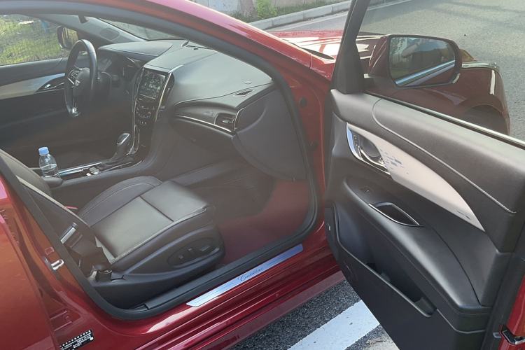 Used Cadillac ATS-L 2017 28T Fashion Edition Interior 4