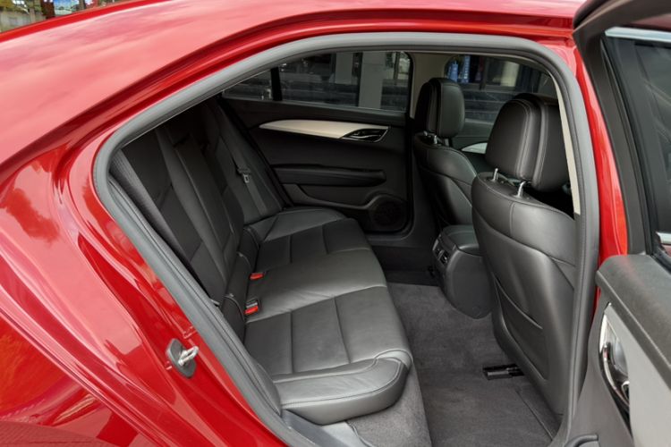 Used Cadillac ATS-L 2017 28T Fashion Edition Interior 8