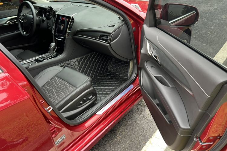 Used Cadillac ATS-L 2017 28T Tech Edition Interior 9