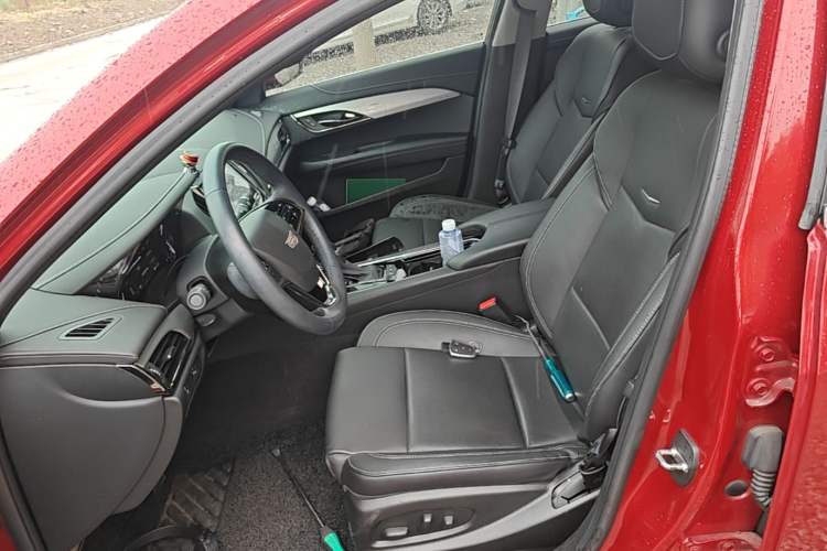 Used Cadillac ATS-L 2017 28T Fashion Edition Left Front Seat