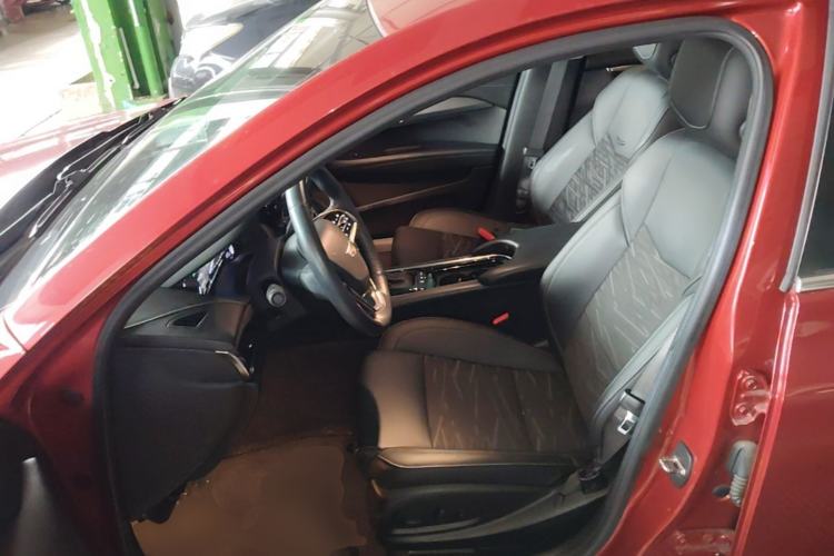 Used Cadillac ATS-L 2017 28T Tech Edition Left Front Seat